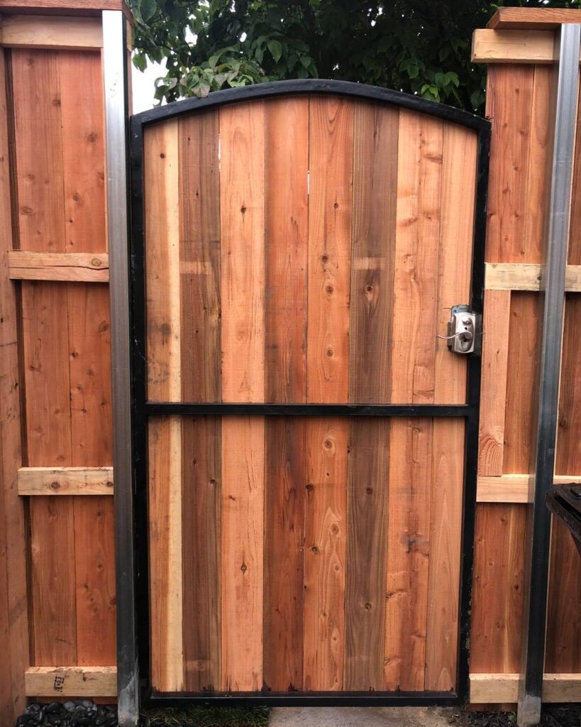 top-quality-wood-fence-gate